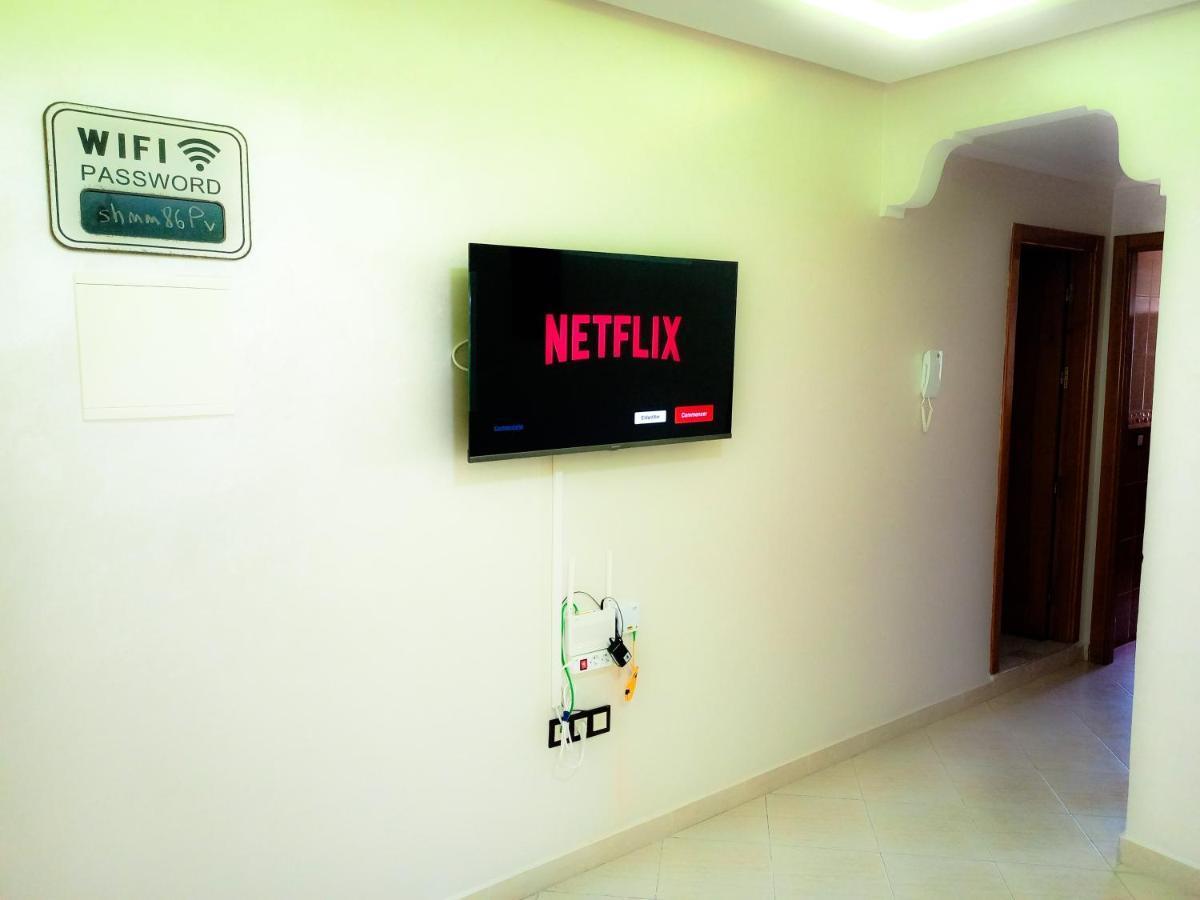 Fantastique Appartement Nouveau Meuble Avec Wifi & Netflix A Proximite Du Marjane Tanger Luaran gambar