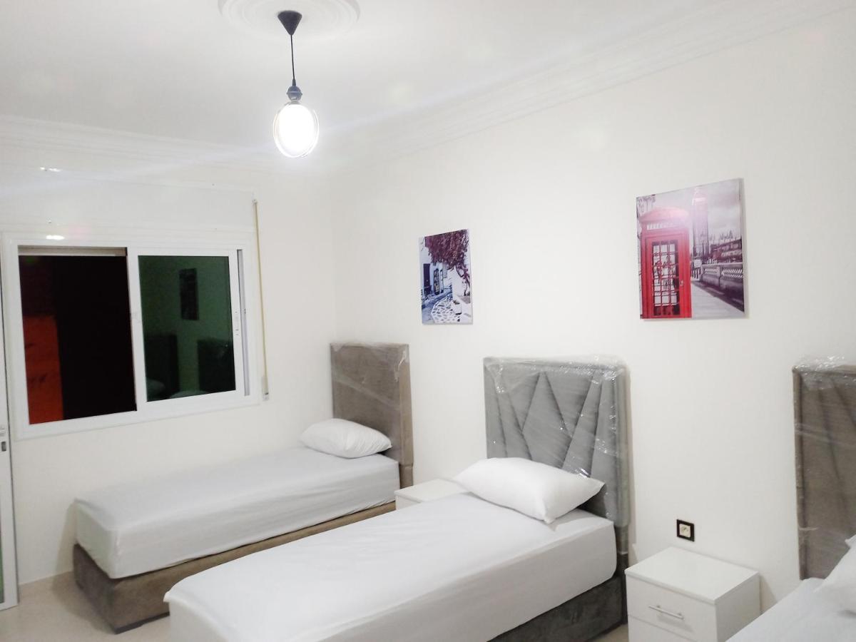Fantastique Appartement Nouveau Meuble Avec Wifi & Netflix A Proximite Du Marjane Tanger Luaran gambar
